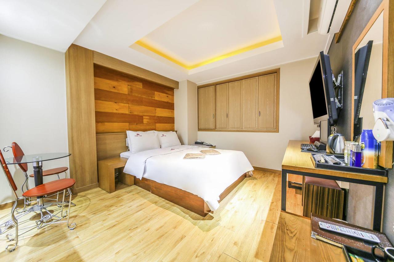 Argo Motel 2*